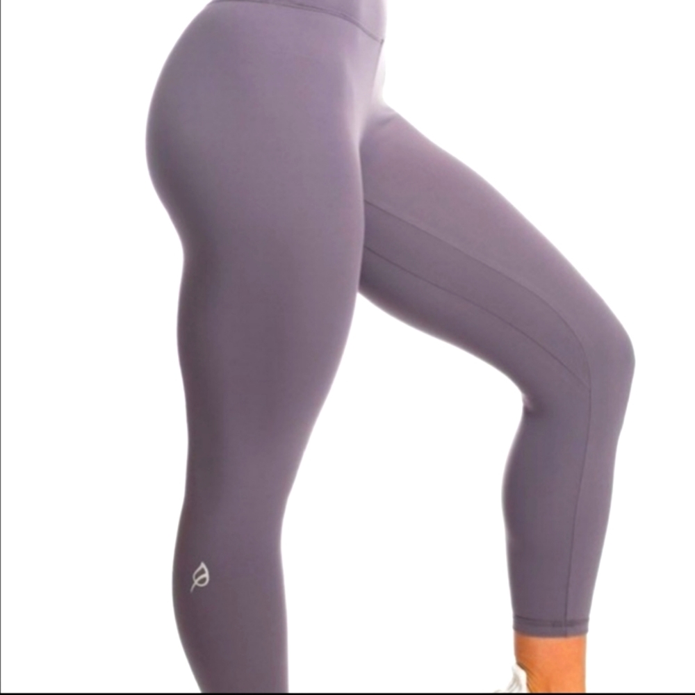 P'tula Mayra Plush lavender Leggings 🪻